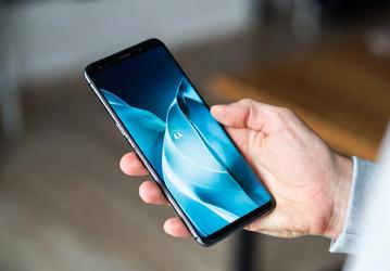 На грани смартфона и планшета. Motorola готовит 7-дюймовые мобильные устройства