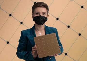 OpenAI представила первую модель, обученную на микросхемах Cerebras размером с iPad. GPT-5.3-Codex-Spark служит для программирования в реальном времени