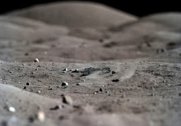 На Луне нашли «экзотическое» железо из космоса