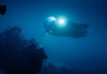 В Европе собрали «подводный суперкар» Super Sub: мини-субмарина получила шесть двигателей и способна разогнаться до 18,5 км/ч