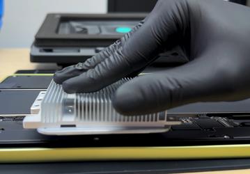 На что способен MacBook Neo, если ему установить массивный радиатор для охлаждения. Эксперимент показывает огромный нераскрытый потенциал