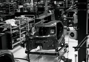 Koenigsegg запустила в производство 2300-сильный гиперкар Gemera спустя шесть лет после анонса