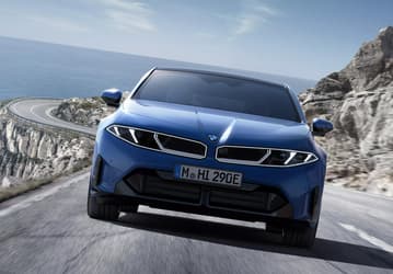Самая традиционная модель BMW стала самой футуристической. Представлен BMW i3 с дизайном Neue Klasse, запасом хода 900 км и мощностью 463 л.с.