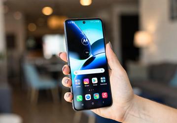 С 15 марта смартфоны разных производителей подорожают. Об этом рассказали сотрудники магазинов Vivo