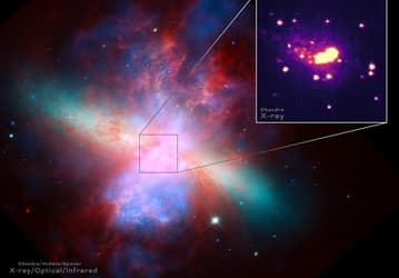 Впервые измерена скорость горячего ветра в галактике M82
