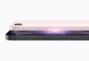 В России начались продажи iPhone 17e. Новинка сильно обогнала по предзаказам iPhone 16e, по данным «М.Видео»