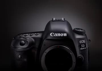 Конец эпохи: Canon прекратила выпуск легендарной «зеркалки» EOS 5D Mark IV