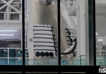 На новейшем Starship заметили абсолютно новые теплозащитные плитки