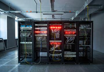 В России начался массовый мор оборудования центров обработки данных, построенных 10-15 лет назад