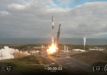 15-й полет первой ступени и снова успех: SpaceX запустила новую партию Starlink