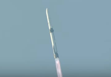 Третий запуск New Glenn завершился сбоем верхней ступени и выводом спутника на нештатную орбиту