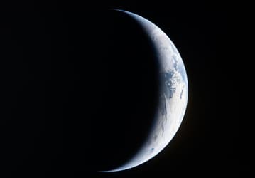 406 608 км в одну сторону: экипаж Artemis 2 установил новый рекорд удаления человека от Земли