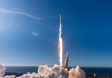 Запуск ракеты Falcon 9 с новым ускорителем и спутниками Starlink отменён в последний момент