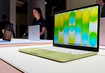 Продажи MacBook Neo настолько хороши, что Apple пришлось размещать дополнительные заказы и пересматривать свой прогноз