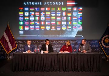 Латвия присоединилась к соглашениям Artemis: уже 62 страны договорились о правилах освоения Луны