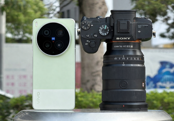 Vivo X300 Ultra не оставил шансов полнокадровой камере Sony A7 III в прямом сравнении. По детализации смартфон на голову выше
