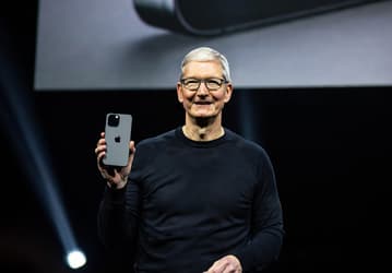 Самые популярные у россиян смартфоны iPhone эпохи Тима Кука назвали в «М.Видео»