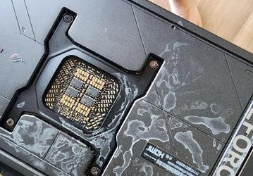 Бракованная жидкостная система NZXT Kraken AIO уничтожила дорогую видеокарту Asus ROG Astral RTX 5090. Компания предлагает компенсацию, но не по рынку