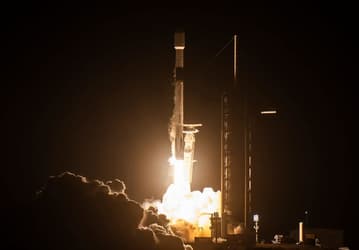 Отработанная ступень Falcon 9 врежется в Луну этим летом на гиперзвуковой скорости