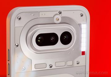 А есть в этом смартфоне что-то кроме дизайна? Обзор Nothing Phone (4a) раскрыл его сильные и слабые стороны