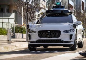 Waymo приостановила тестирование роботакси в Нью-Йорке