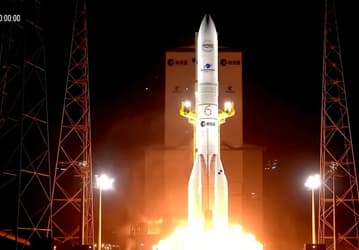 Ракета Ariane 6 стартовала с 32 спутниками Amazon Leo с космодрома Куру