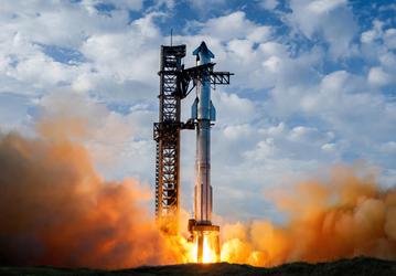Starship нового поколения готов к старту: подсчитана стоимость ракеты, ускорителя, двигателей и запусков