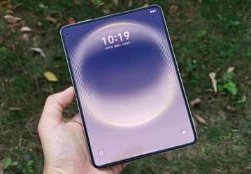 Это смартфон или планшет? Появились живые фото Huawei Pura X Max с экраном 16:10 и камерой XMAGE