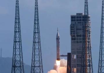 Еще одна многоразовая ракета готовится к полету: первый запуск китайской Long March 10B запланирован на конец апреля