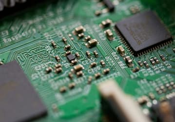 Так выглядит сверхприбыль Samsung. Операционная прибыль компании будет выше, чем у TSMC, Meta*, Amazon или Alphabet 