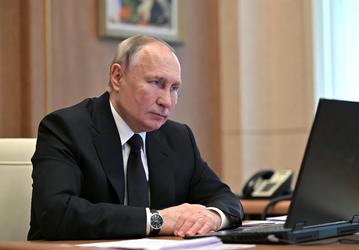 Путин назвал Россию одной из трех стран, которые развивают суверенный искусственный интеллект