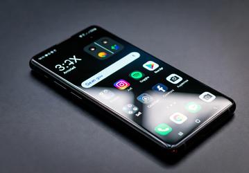 Большинство Android-смартфонов не справится, нужно не меньше 12 ГБ ОЗУ. Google опубликовала требования к смартфонам, которые могут получить Gemini Intelligence
