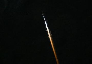 Астронавт NASA заснял огненный болид под МКС: вероятный след космического мусора или ступени ракеты «Союз»