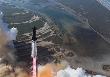 SpaceX продолжает смаковать успех Starship: появилось новое видео полёта, записанное с дрона