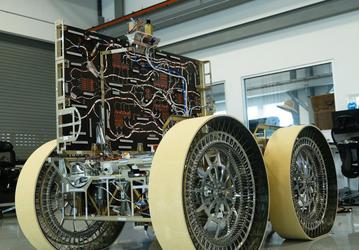 Луноход Astrolab с приборами NASA отправится на Луну уже в 2026 году — на ракете Falcon Heavy