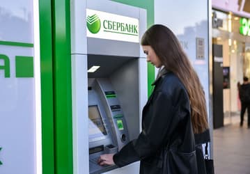 Россиянам разрешат пополнять свои счета через любые банкоматы. Переводы будут зачисляться сразу же после оплаты
