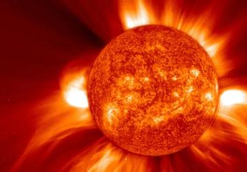 Вспышки на Солнце ускоряют падение космического мусора на Землю