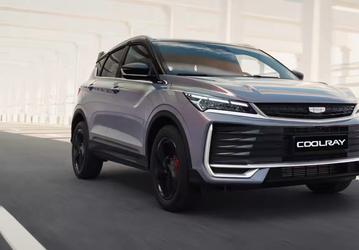 В России снова начали продавать Geely Coolray: 147 л.с. и максимальное оснащение с 14-дюймовым экраном — за 2,74 млн рублей