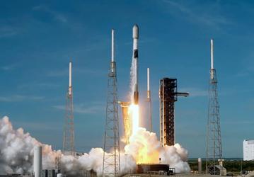 61-й запуск ракеты Falcon 9 с начала 2026 года и 644-й за все время. SpaceX успешно запустила 29 спутников Starlink на фоне взрыва на соседней стартовой площадке