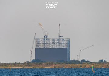 Одни из крупнейших сооружений в мире. Gigabay, где будут собирать тысячу Starship в год, сравнили с Mega Bay