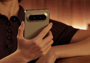 Новый форм-фактор, который бьёт рекорды: Huawei Pura X Max разошёлся тиражом 200 000 устройств всего за 10 дней