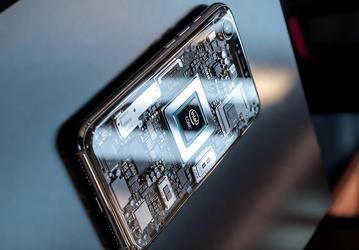 Intel начала производство процессоров для iPhone