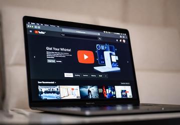 YouTube научился сам ускорять и замедлять видео в нужных местах