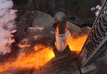 33 двигателя Raptor отработали 14 секунд на полной мощности: SpaceX опубликовала захватывающие кадры прожига ускорителя Super Heavy V3