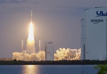 После уничтожения ракеты New Glenn состоялся успешный запуск Atlas V с десятками спутников Amazon Leo