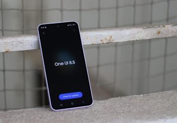 Подарок от Samsung? Galaxy A24 всё-таки получил финальную One UI 8.5