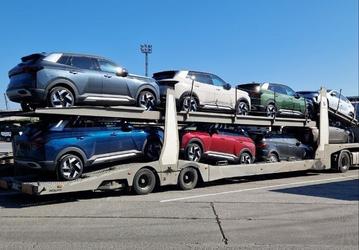 Новейшие российские кроссоверы Lada Azimut во всех цветах приехали обратно на АвтоВАЗ