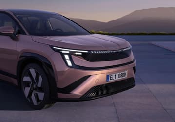 Совершенно новый кроссовер Skoda, который даже больше Superb. Представлен Skoda Peaq: полный привод, 299 л.с. и ни грамма бензина
