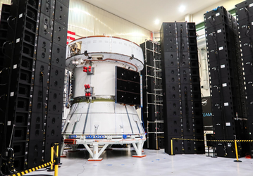 Американцы снова отправятся к Луне: NASA выложила эффектные фото и видео миссии «Артемида-3»