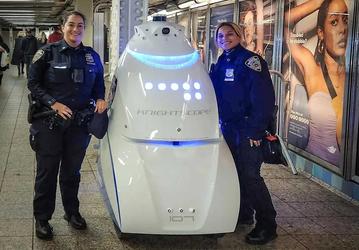 Полицейского робота DubBot в Огайо «уволили» после года работы без единого штрафа
